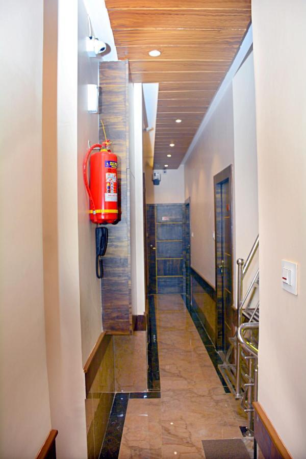 Hotel Nest N Rest - Mumbai Luaran gambar