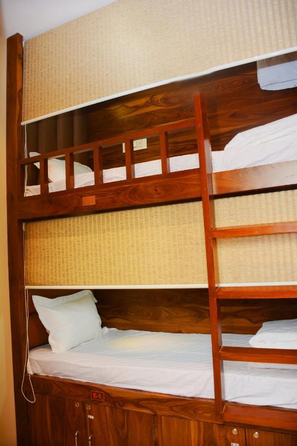 Hotel Nest N Rest - Mumbai Luaran gambar