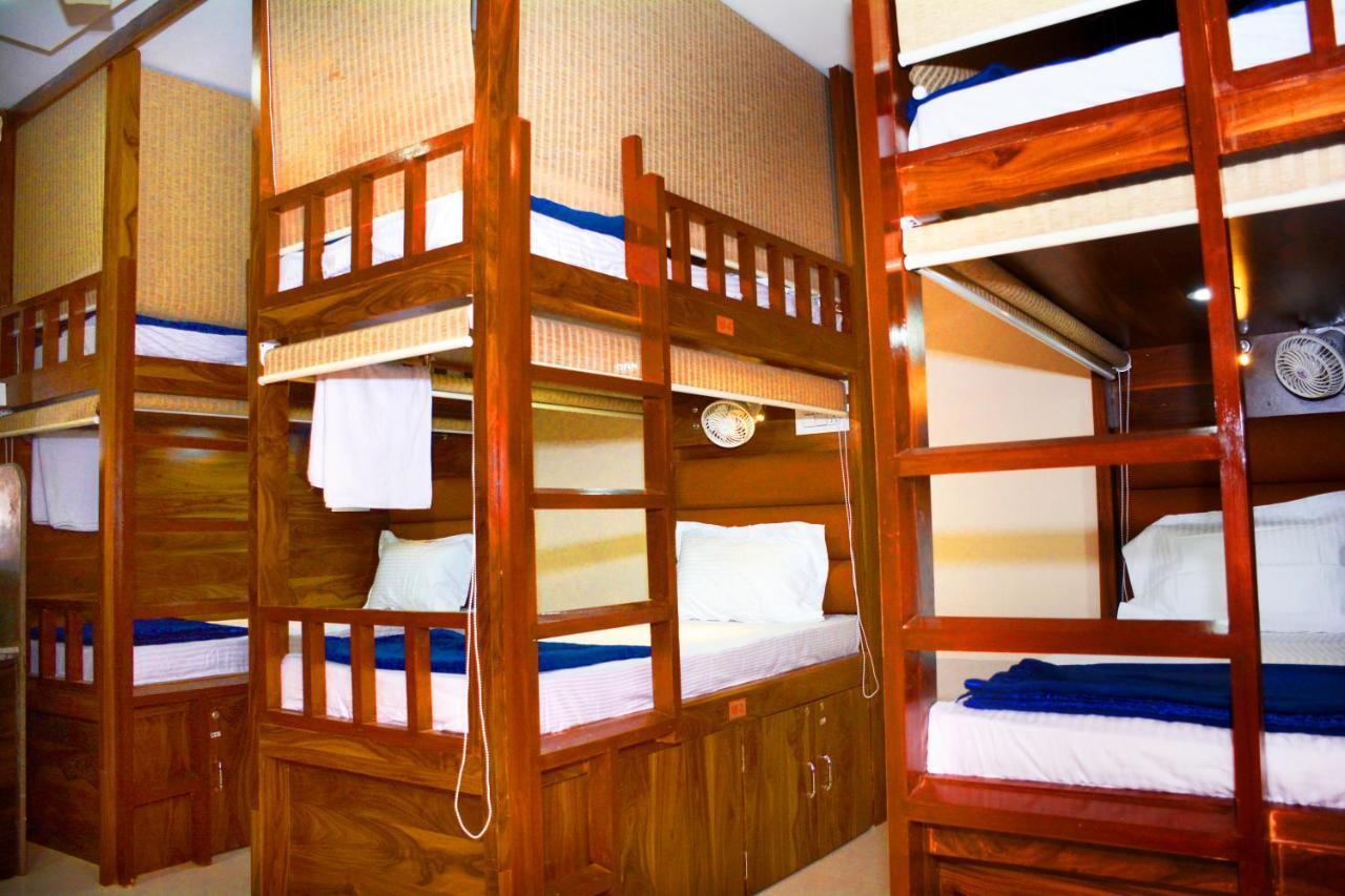 Hotel Nest N Rest - Mumbai Luaran gambar