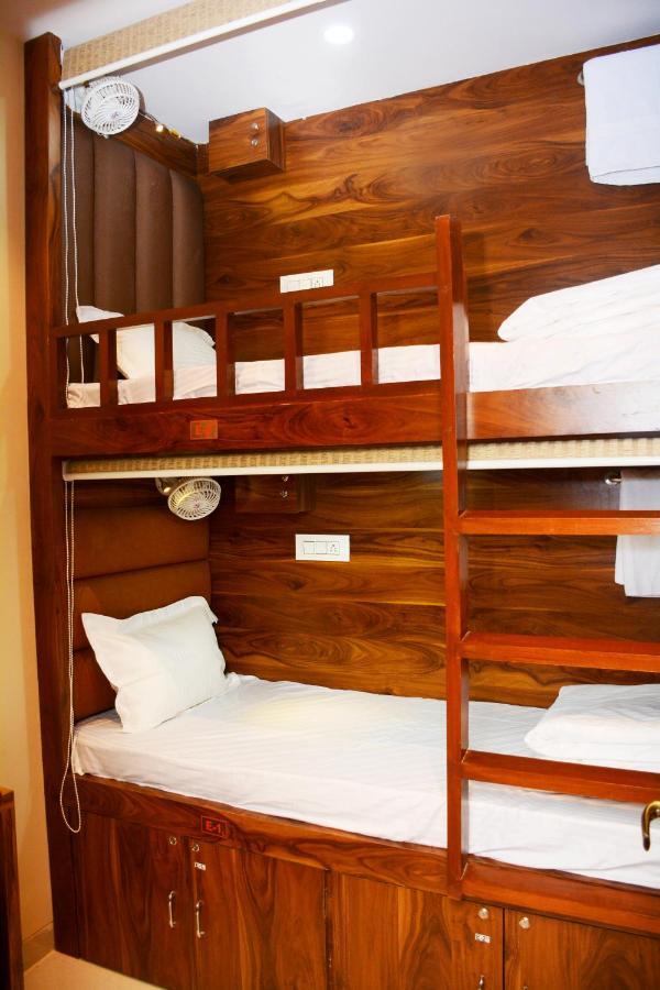 Hotel Nest N Rest - Mumbai Luaran gambar