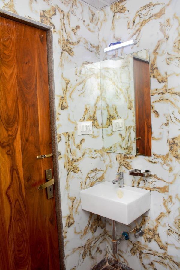 Hotel Nest N Rest - Mumbai Luaran gambar